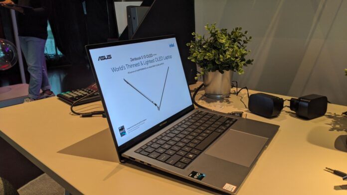 ZenbookS13_display