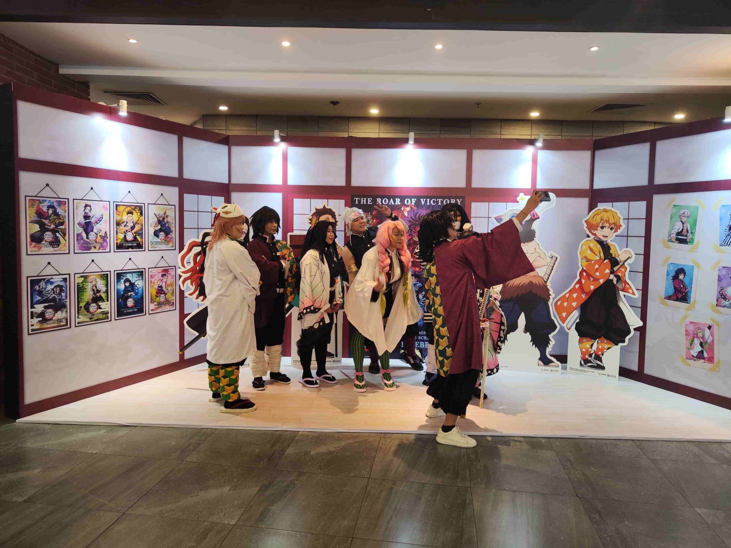 Cosplayer Yang Ikut Meramaikan Fan Screening (2)