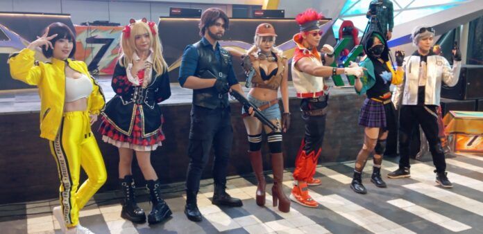 Ff7thAnnivPartyCoser_banner
