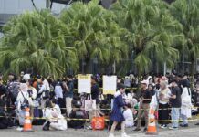 Saat Comifuro XX Bingung di Persimpangan Jalan Antrean Comifuro 19. (Foto: Kevin W)