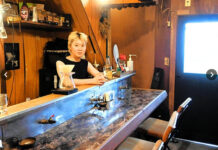 The Velvet House, Kafe Aman di Hyogo untuk Semua LGBTQ