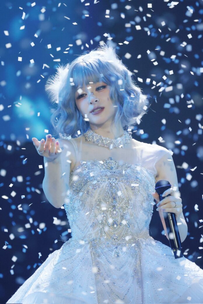 MARiA GARNiDELiA MARiA GARNiDELiA