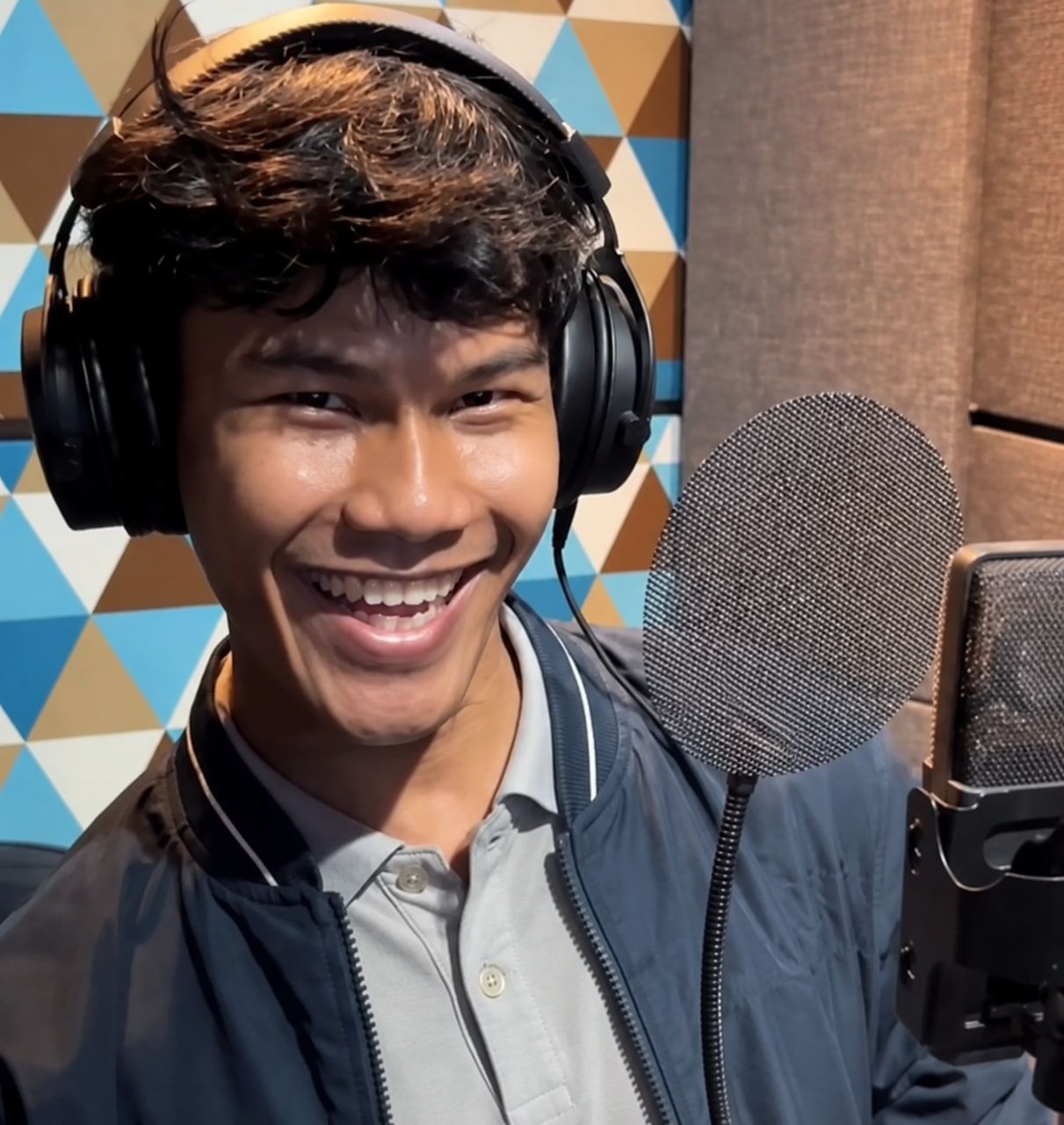 ayo nonton berserk of glutonny dengan dubbing indonesia - 1 HD Gallery | Kaori Nusantara 2026