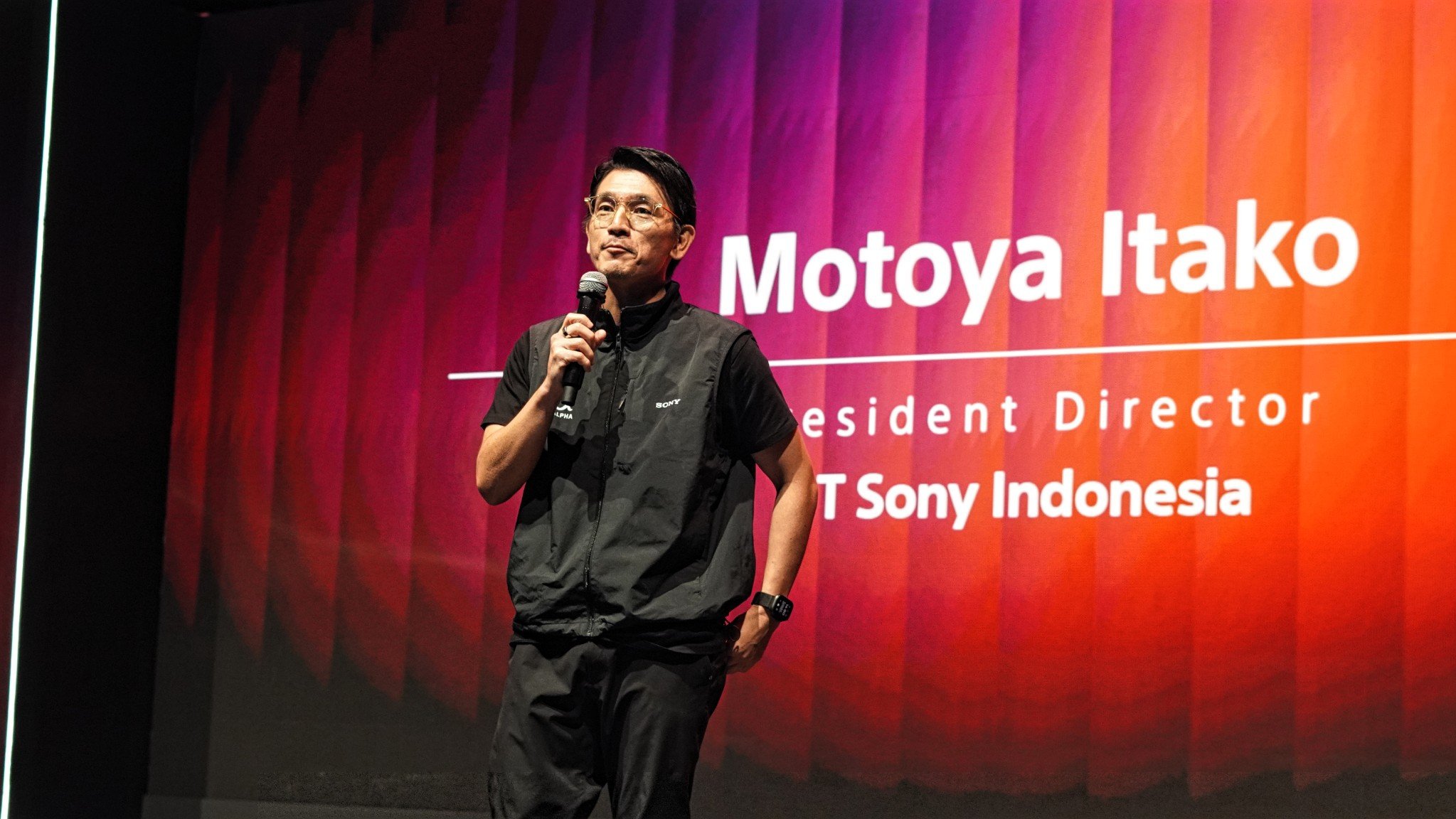 Presdir Sony Indonesia, Motoya Itako